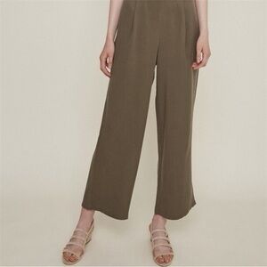 Rita Row Daniela Pant